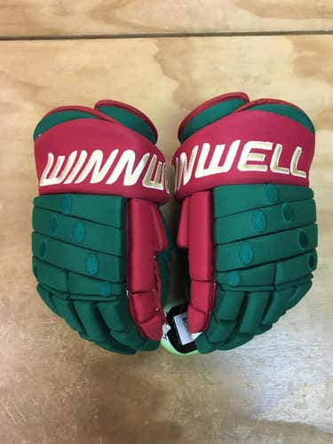 New Winnwell Classic Pro 4-Roll 14" Minnesota Wild Gloves