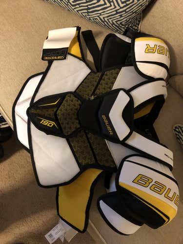 New Bauer Supreme S190 Shoulder Pads Senior L