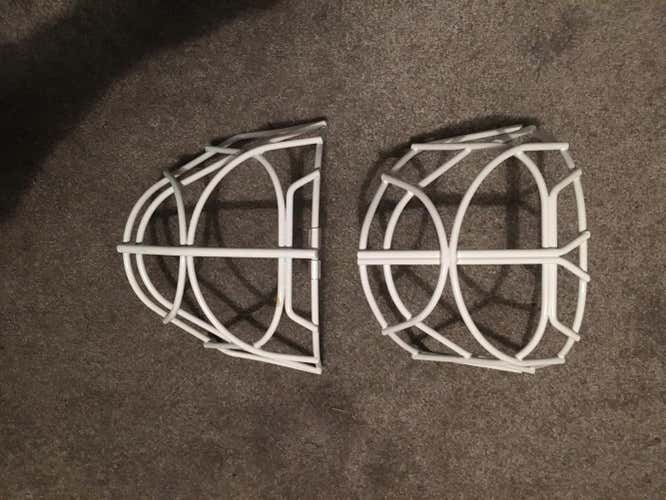 New Bauer Goalie Cage Cage Senior