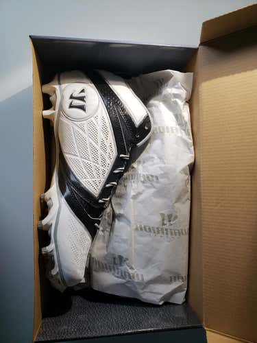 Brand New Warrior Burn Cleats (Still In Box)