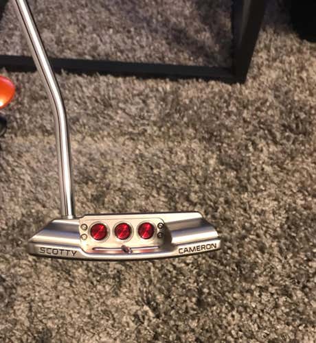 Scotty Cameron Select Newport M2 In Excellent Condition(Make An Offer)