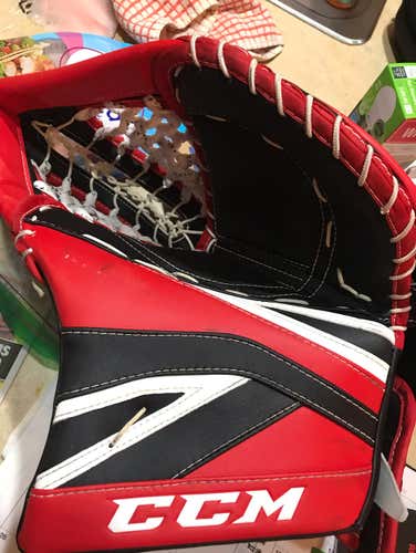 CCM Premier 2 Glove