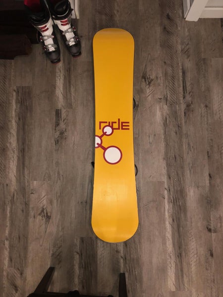 Ride catalyst Snowboard | SidelineSwap | Buy and Sell on