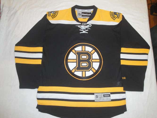 BOSTON BRUINS REEBOK REPLICA JERSEY SMALL BLACK