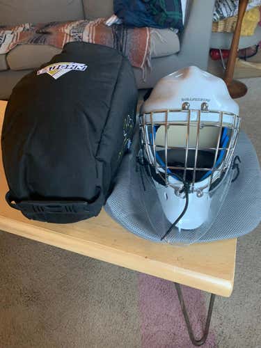 Vaughn VM9500 Goalie Mask Senior - L - Wht