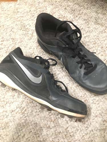 Nike MVP PRO Retro Cleats