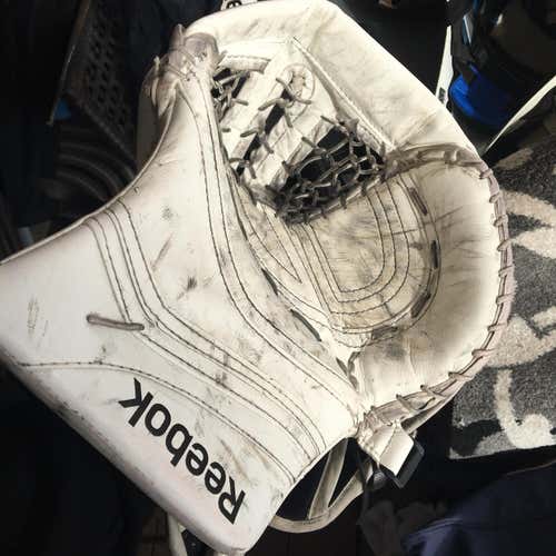 Xlt Premier Pro Glove With Double T and Blocker