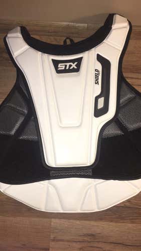 STX Shield 500 Goalie Chest Protector (like New)
