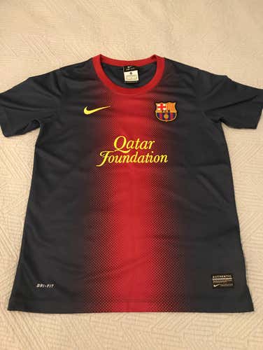 Barcelona Youth medium Like New