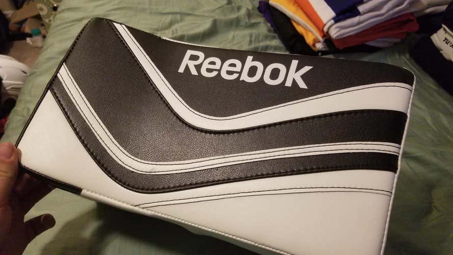 Used Once Reebok Premier X28 Goalie Blocker Full Right Senior