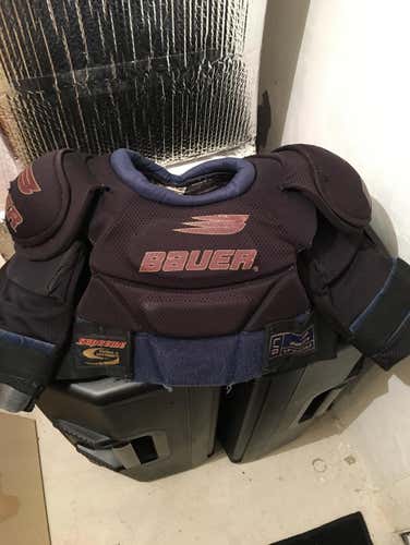 Bauer Hockey Shoulder Pads - Youth Large