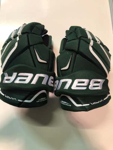 Bauer Vapor X80 14” Gloves Green