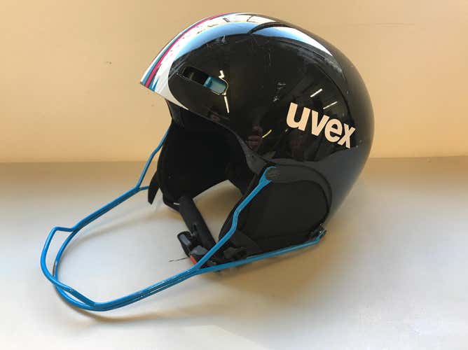 UVEX Skiing Helmet- Size 52-55 cm NK23