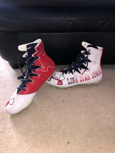 Limited Edition Texas UA Highlight Size 10.5