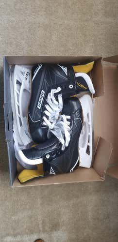 New Bauer Supreme 160 Skates Senior Size 8.5