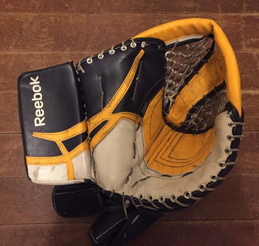 Reebok Revoke Goalie Glove