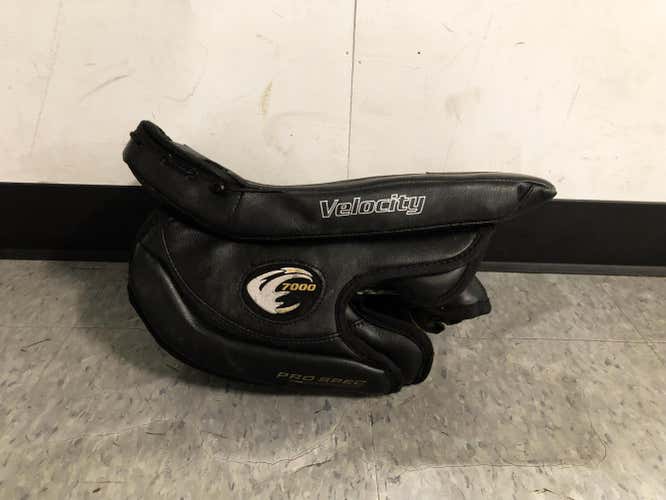 Vaughn Velocity V5 Goalie Glove & Blocker Full Right Senior Pro Stock