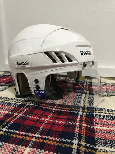 Reebok 4K Helmet Senior Large W/ Bauer Visor