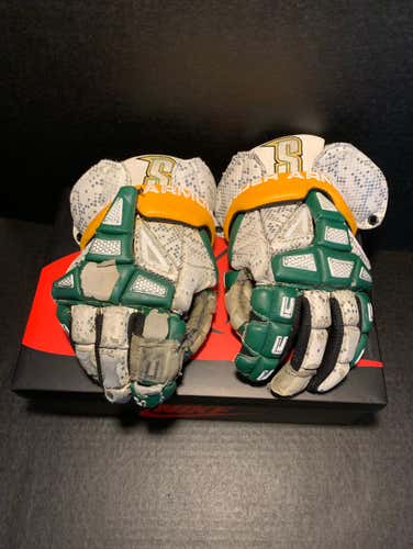 Siena Men’s Lacrosse Gloves