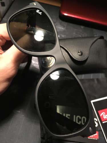 Ray Ban Wayfarer RB2132 Sunglasses
