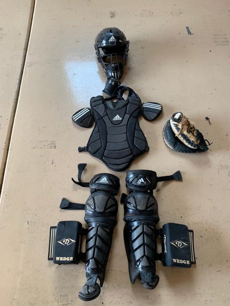 Adidas Youth Small Catcher's Set w/ Mizuno Glove