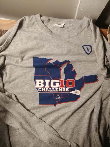 New Big 10 challenge longsleeve. XL