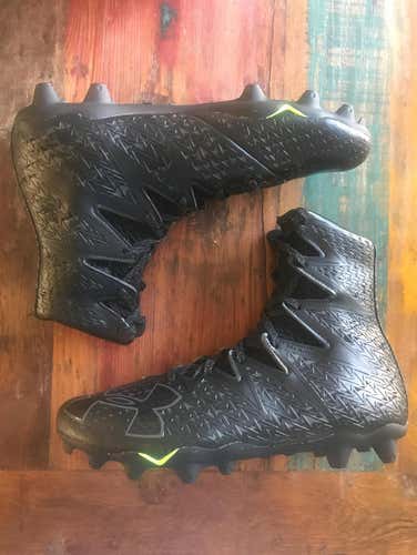 New LE Matte Black Size 10 Under Armour Highlight Cleats