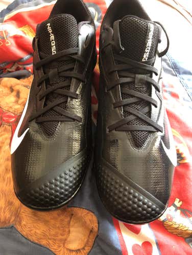 Mike Vapor Metal Cleats Size 11
