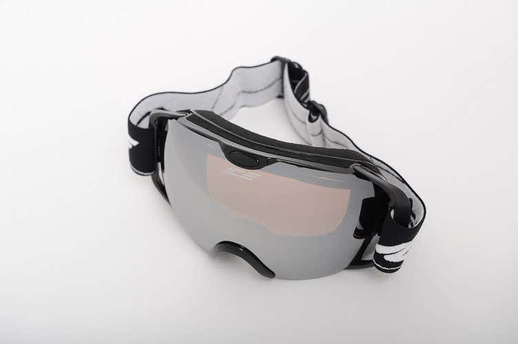 New ICE Tempest Ski/Snowboard Goggles