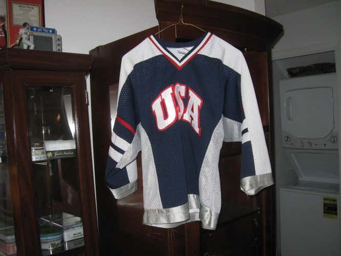 USA YOUTH JERSEY(M) EMBRIODED!