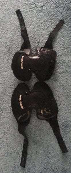 Hockey Goalie Thigh/Knee Guards