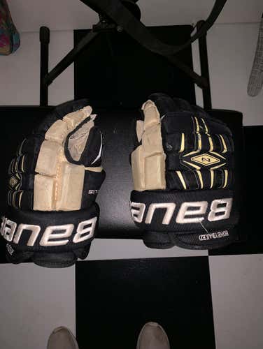 GAME WORN HONEYBAKED GLOVES