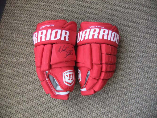 Pro Stock Nick Lidstrom Detroit Red Wings Warrior Franchise MIC Hockey Gloves