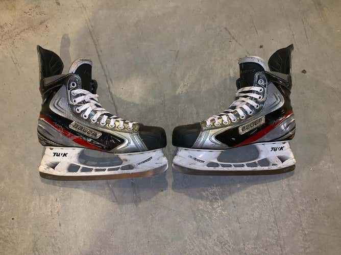**BAUER VAPOR APX SIZE 8.5 D**