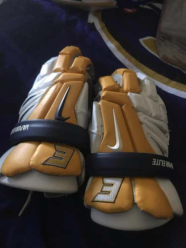 Nike Vapor Elite Gloves Great Condition Essex
