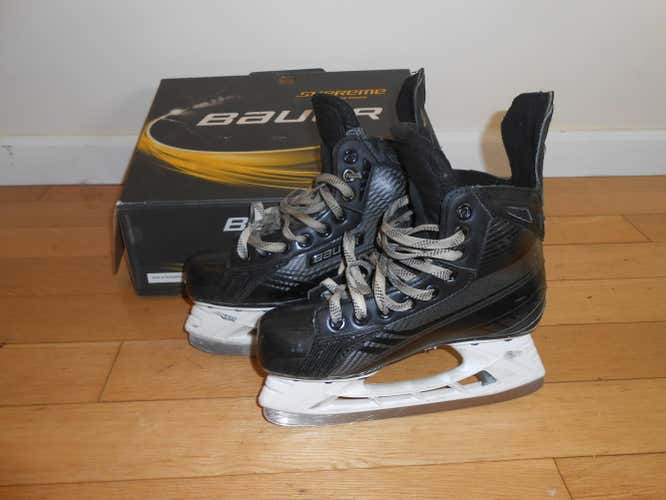 Bauer Supreme Skates Junior Size 4.5