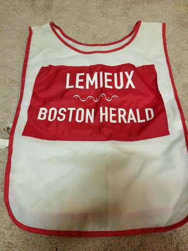 MARIO LEMIEUX Golf Caddy Vest Celebrity Golf Tour Used CGA Hockey NHL COA