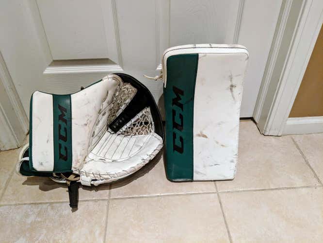 CCM Goalie Glove & Blocker Regular Senior