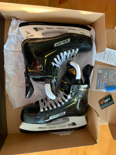 New Bauer Supreme 2S Pro Skates Senior Size 9