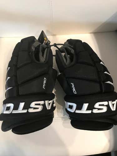 New Easton Gloves Senior