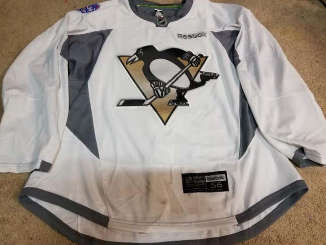 PITTSBURGH PENGUINS 2014 Stadium Series White Player Practice Issued Jersey 56