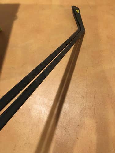 Easton Stealth RS Stick Bundle
