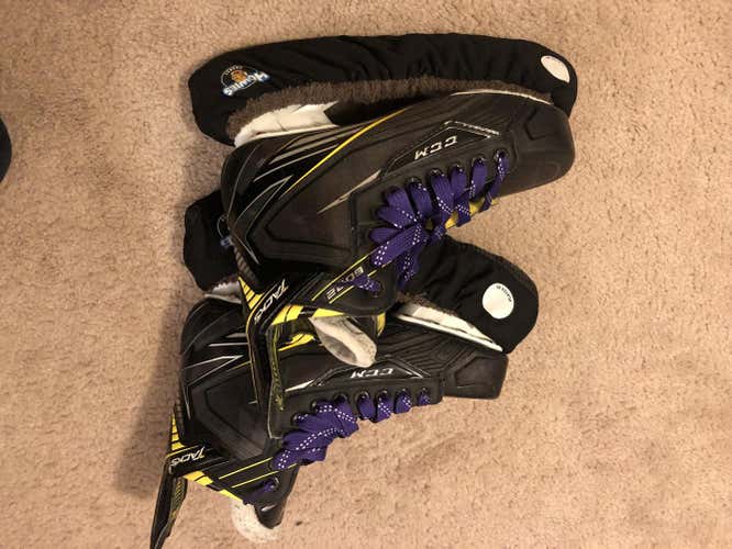 CCM Tacks 6092 Skates Senior Size 7.5D