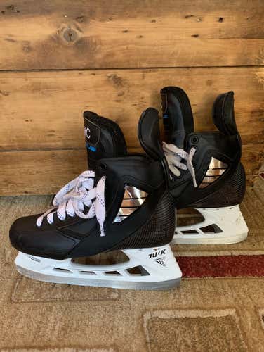 True VH Custom Skates