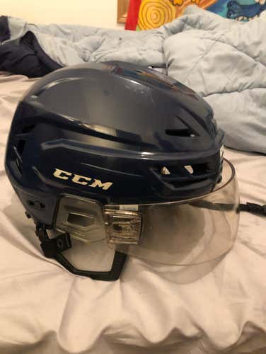 Ccm Helmet Large Navy With Bauer Visor