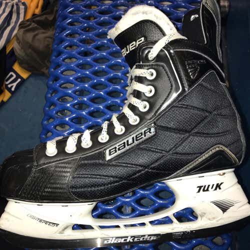 Bauer Nexus 600 Skates w/ Black Edge Runners