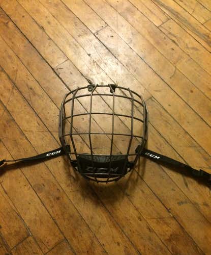 New CCM FM680 Medium Gray Cage