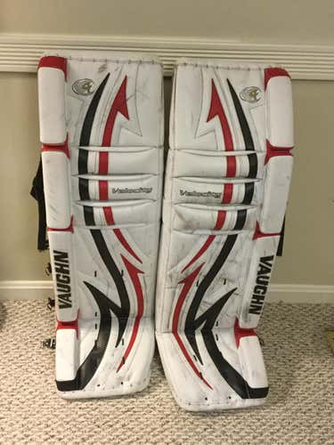 Vaughn Velocity V4 7450 Goalie Leg Pads Senior 37+1