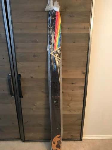 New 2016 Ski Logik Rock Star Skis Limited Edition Pink Floyd Graphics Custom Made
