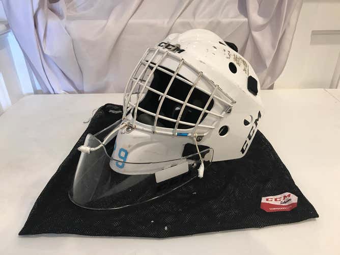 CCM 7000 JR Goalie Mask 6 5/8-7 1/4